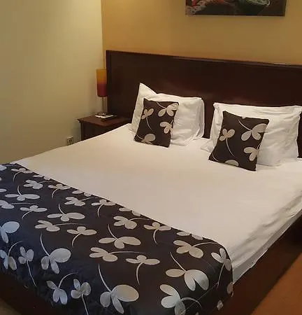 Garni Contact Hotel
