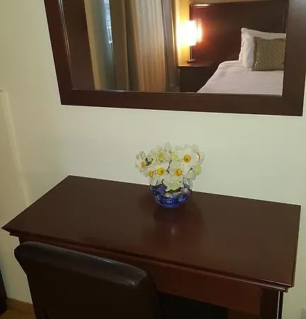 Garni Contact Hotel