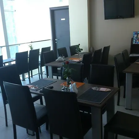 Garni Contact 3* Belgrade